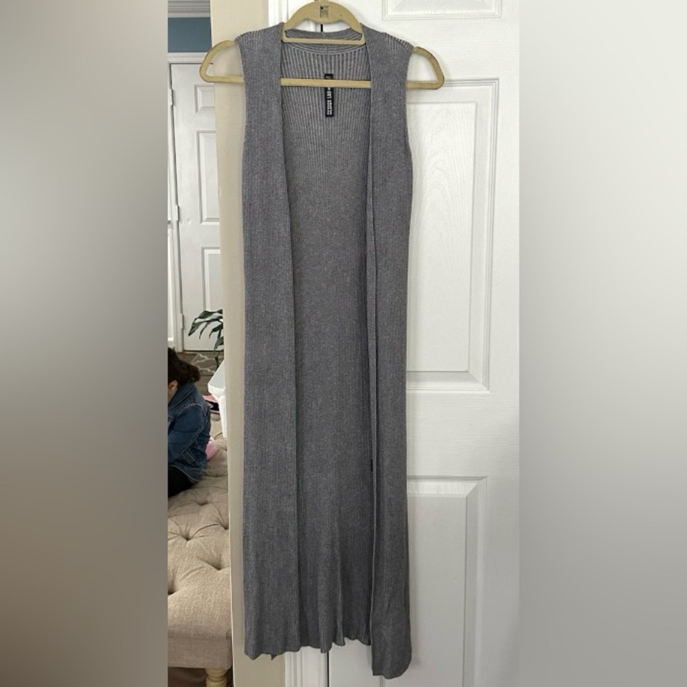 Sleeveless Duster with Pockets main image 0